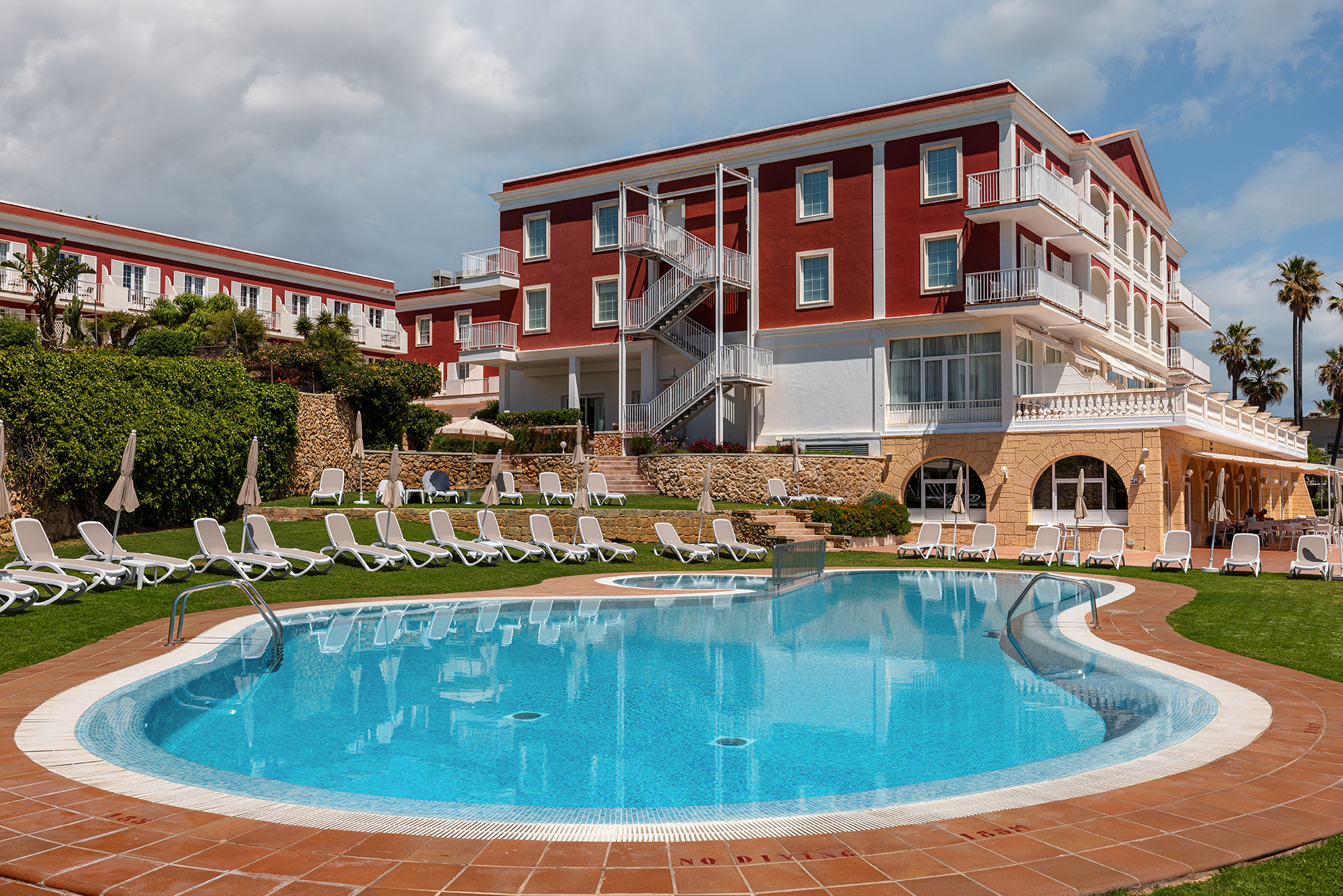 001_alta_mahon Piscina.jpg